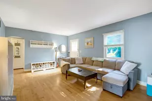 1404 N Roosevelt Street N, Arlington, VA 22205 - Photo 5