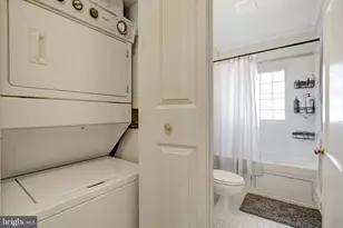 1404 N Roosevelt Street N, Arlington, VA 22205 - Photo 19
