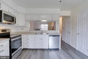 3050 S Glebe Rd, Arlington, VA 22206 - Photo 3