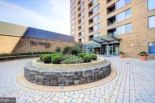 2001 15th Street N, Arlington, VA 22201 - Photo 13