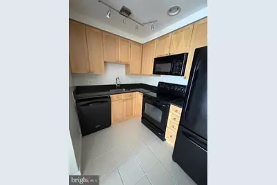 2001 15th Street N #619, Arlington, VA 22201 - Photo 25