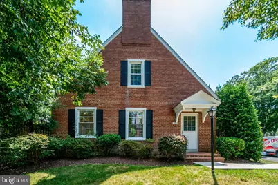 4606 36th Street S, Arlington, VA 22206 - Photo 1