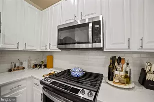 2055 26th St S, Arlington, VA 22206 - Photo 11