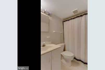 1045 N Monroe Street, Arlington, VA 22201 - Photo 21