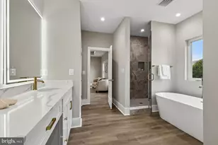 735 N George Mason Dr, Arlington, VA 22203 - Photo 29