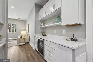 735 N George Mason Dr, Arlington, VA 22203 - Photo 9