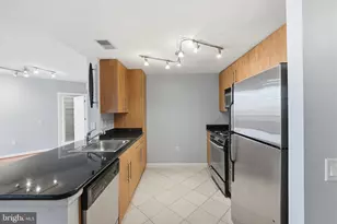1021 N Garfield St, Arlington, VA 22201 - Photo 5