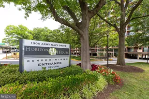 1300 Army Navy Dr, Arlington, VA 22202 - Photo 3