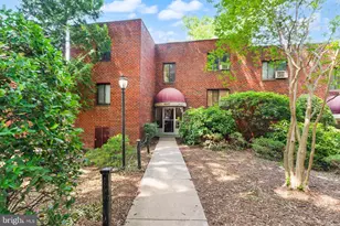 1577 N Colonial Terrace, Arlington, VA 22209 - Photo 1