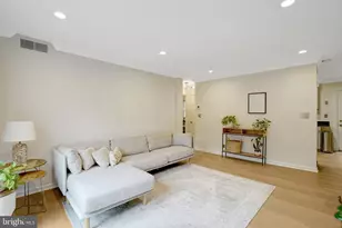 2637 S Walter Reed Dr, Arlington, VA 22206 - Photo 9