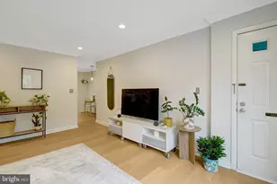 2637 S Walter Reed Dr, Arlington, VA 22206 - Photo 13