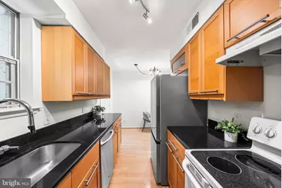 2850 S Wakefield Street #C, Arlington, VA 22206 - Photo 9