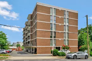 1401 N Rhodes St, Arlington, VA 22209 - Photo 1