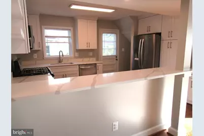 2142 N Stafford Street #1, Arlington, VA 22207 - Photo 7