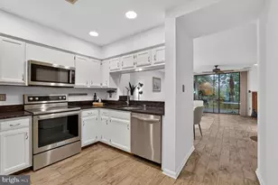 1414 12th St N, Arlington, VA 22209 - Photo 11