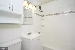 1121 Arlington Blvd, Arlington, VA 22209 - Photo 15