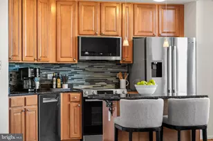 2720 S Arlington Mill Dr, Arlington, VA 22206 - Photo 17