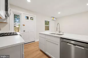 2907 16th Rd S, Arlington, VA 22204 - Photo 11