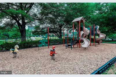 1111 Arlington Boulevard #329, Arlington, VA 22209 - Photo 19