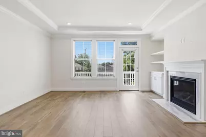 2252 S Glebe Road, Arlington, VA 22204 - Photo 5