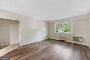 4402 N Pershing Dr, Arlington, VA 22203 - Photo 3