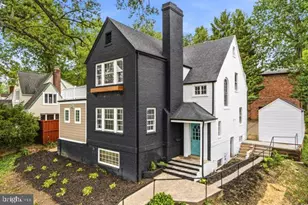 1006 26th St S, Arlington, VA 22202 - Photo 1
