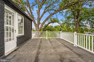 1006 26th St S, Arlington, VA 22202 - Photo 31