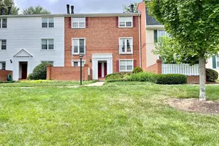 2713 S Walter Reed Dr, Arlington, VA 22206 - Photo 1