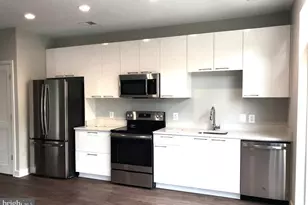 989 S Buchanan Street S, Arlington, VA 22204 - Photo 17