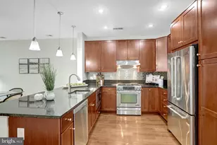 1418 N Rhodes St, Arlington, VA 22209 - Photo 7