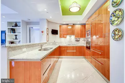 1881 N Nash Street #201, Arlington, VA 22209 - Photo 3
