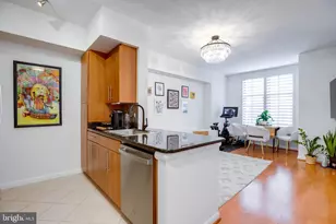 1021 N Garfield St, Arlington, VA 22201 - Photo 9