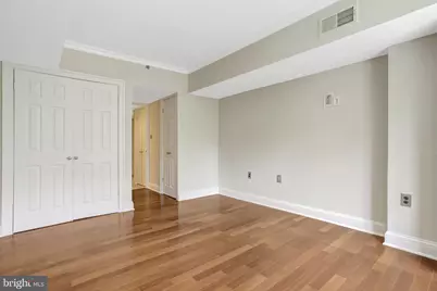 1001 N Randolph Street #302, Arlington, VA 22201 - Photo 29