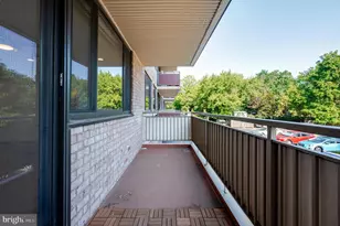 4201 Cherry Hill Rd, Arlington, VA 22207 - Photo 9