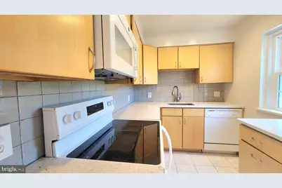 3347 S Wakefield #B2, Arlington, VA 22206 - Photo 9