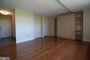1011 Arlington Blvd, Arlington, VA 22209 - Photo 3