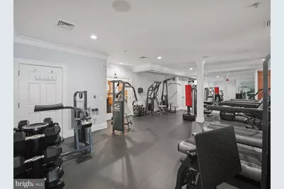 2301 25th Street S #4-301, Arlington, VA 22206 - Photo 21