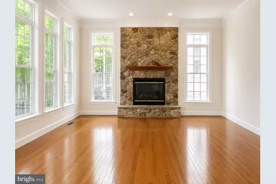 2200 N Emerson Street, Arlington, VA 22207 - Photo 5