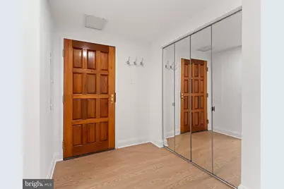 1530 Key Boulevard N #1009, Arlington, VA 22209 - Photo 7