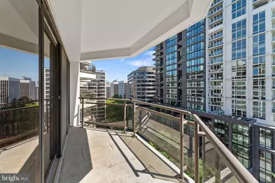 1530 Key Boulevard N #1009, Arlington, VA 22209 - Photo 5