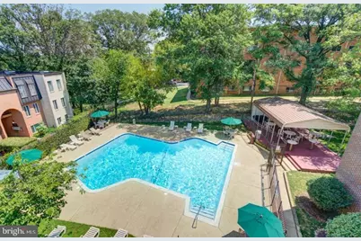 5051 7th Road S #202, Arlington, VA 22204 - Photo 29