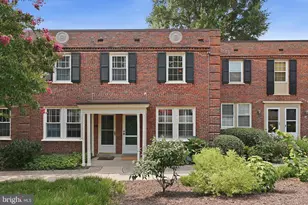 2700 13th Rd S, Arlington, VA 22204 - Photo 1