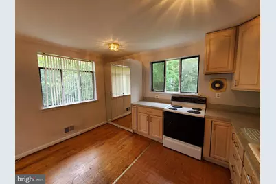 1034 17th Street S #TOP FLOOR, Arlington, VA 22202 - Photo 7