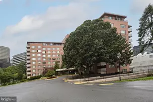 1121 Arlington Blvd, Arlington, VA 22209 - Photo 29