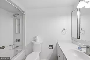 1600 N Oak St, Arlington, VA 22209 - Photo 19