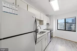 1600 N Oak St, Arlington, VA 22209 - Photo 9
