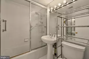 1021 Arlington Blvd, Arlington, VA 22209 - Photo 31