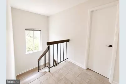 720 15th Street S, Arlington, VA 22202 - Photo 9