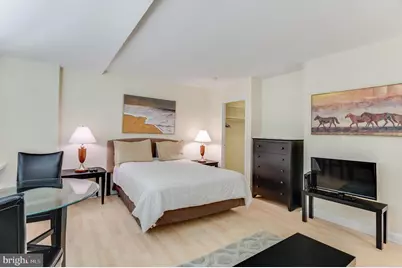1011 Arlington Boulevard #802, Arlington, VA 22209 - Photo 3