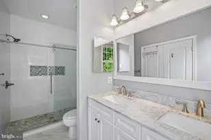 4049 Columbia Pike, Arlington, VA 22204 - Photo 9